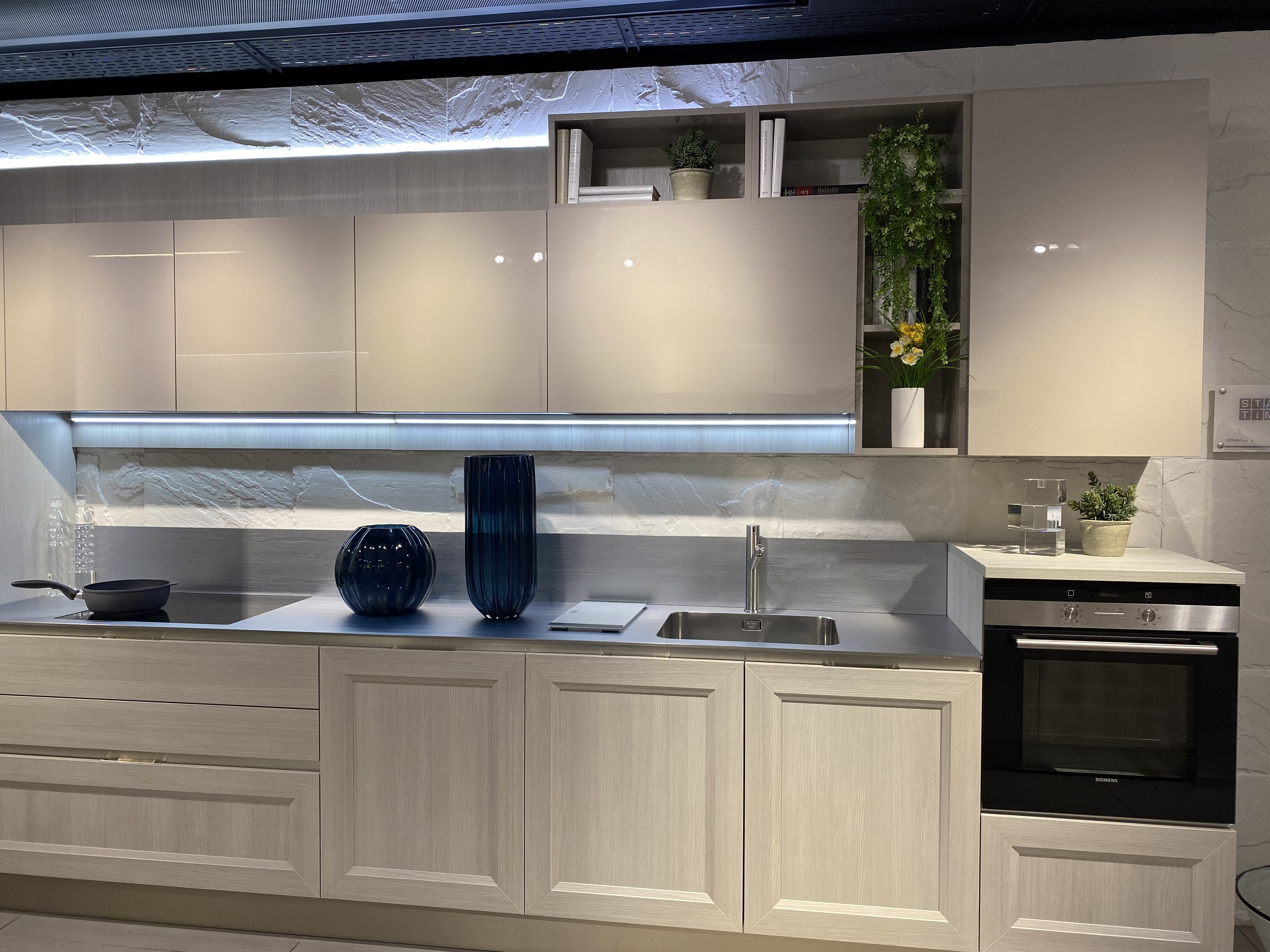 Cuisines en liquidation  Veneta Cucine  L'agencement et la rénovation